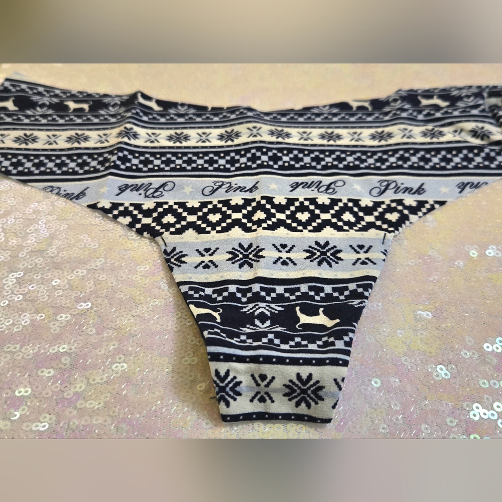 5/$40🛍 Victoria's Secret PINK No Show Blue Snowflake Dog Pattern Thong NWOT